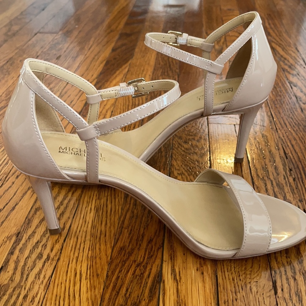 Michael Kors Simone Dress Heels ~ 7